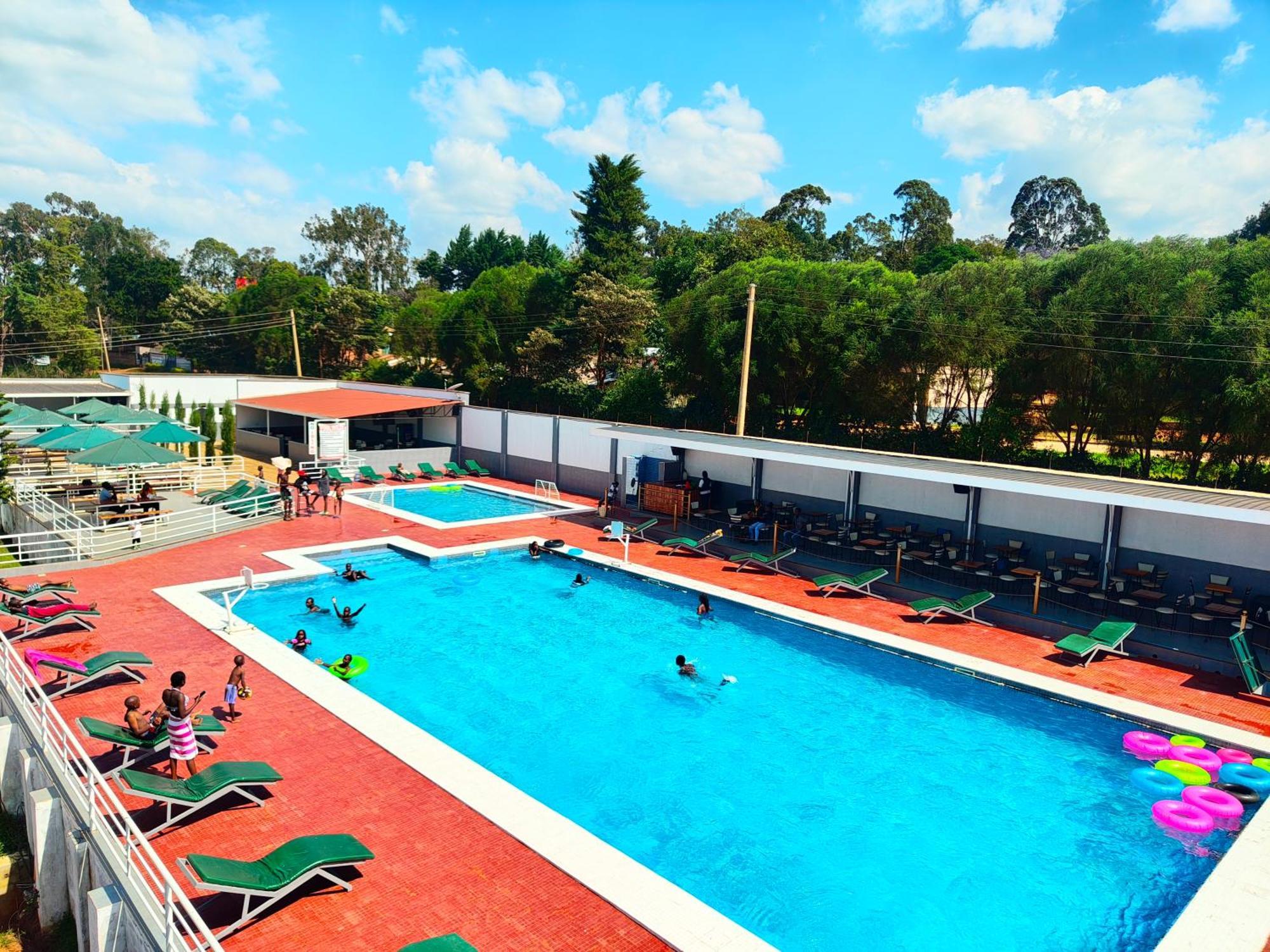 Super Break Hotel Kitale Eksteriør bilde