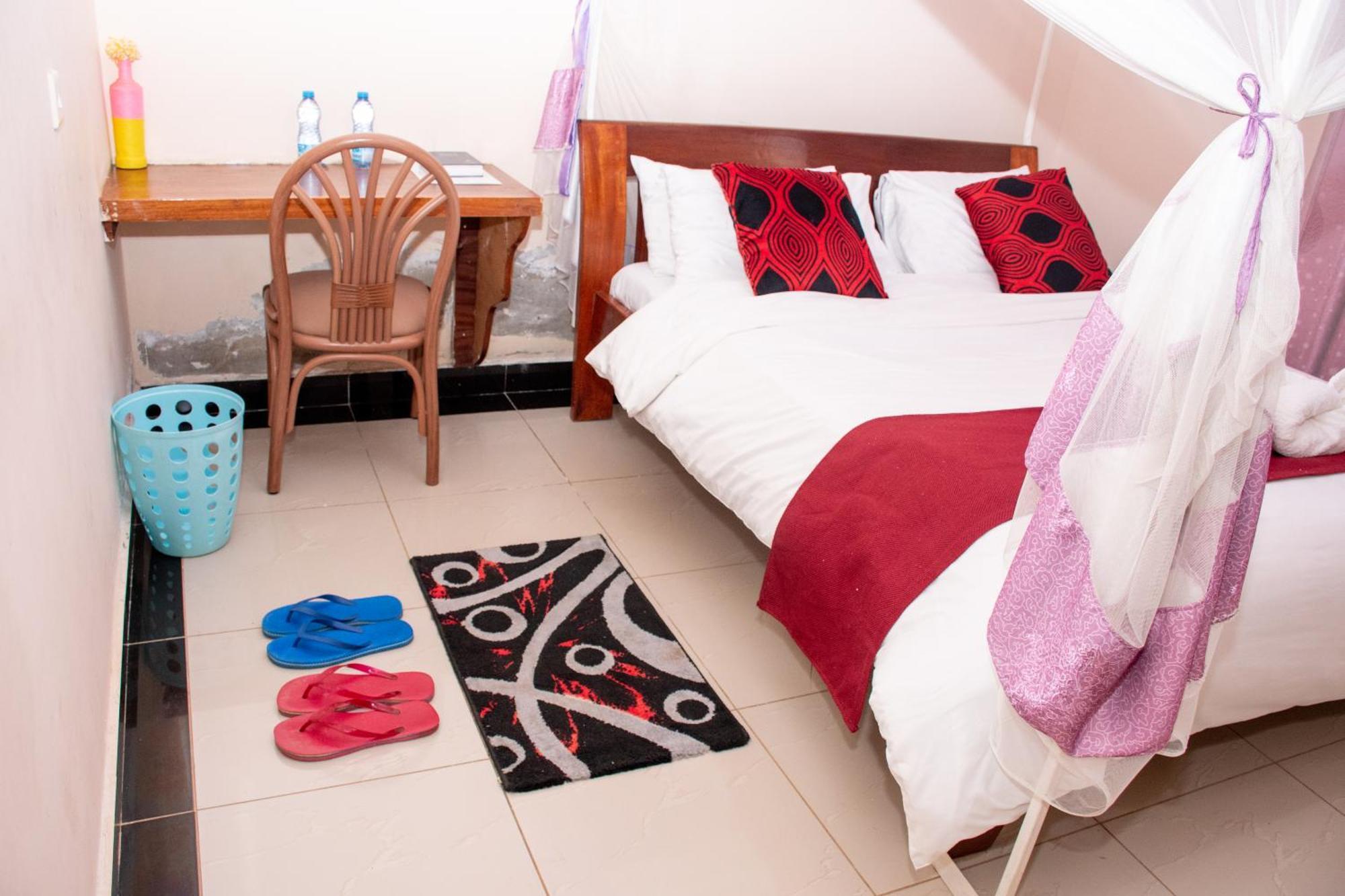 Super Break Hotel Kitale Eksteriør bilde